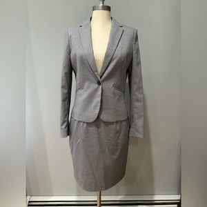 Grey 3pc suit!